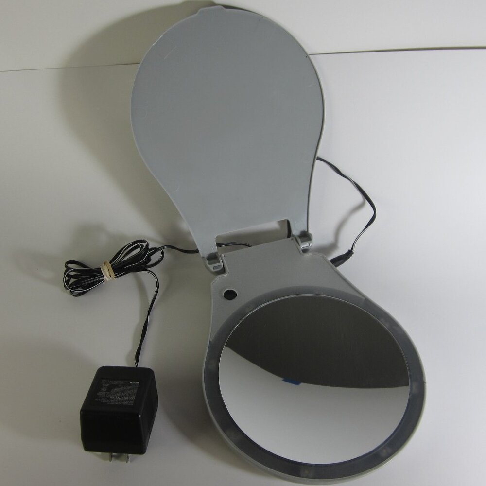 Floxite Magnifying Lighted Mirror - 6" Diameter Mirror - Battery or Plug in